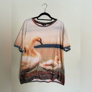 Well Known Studios Tshirt Swans Full Grapic
